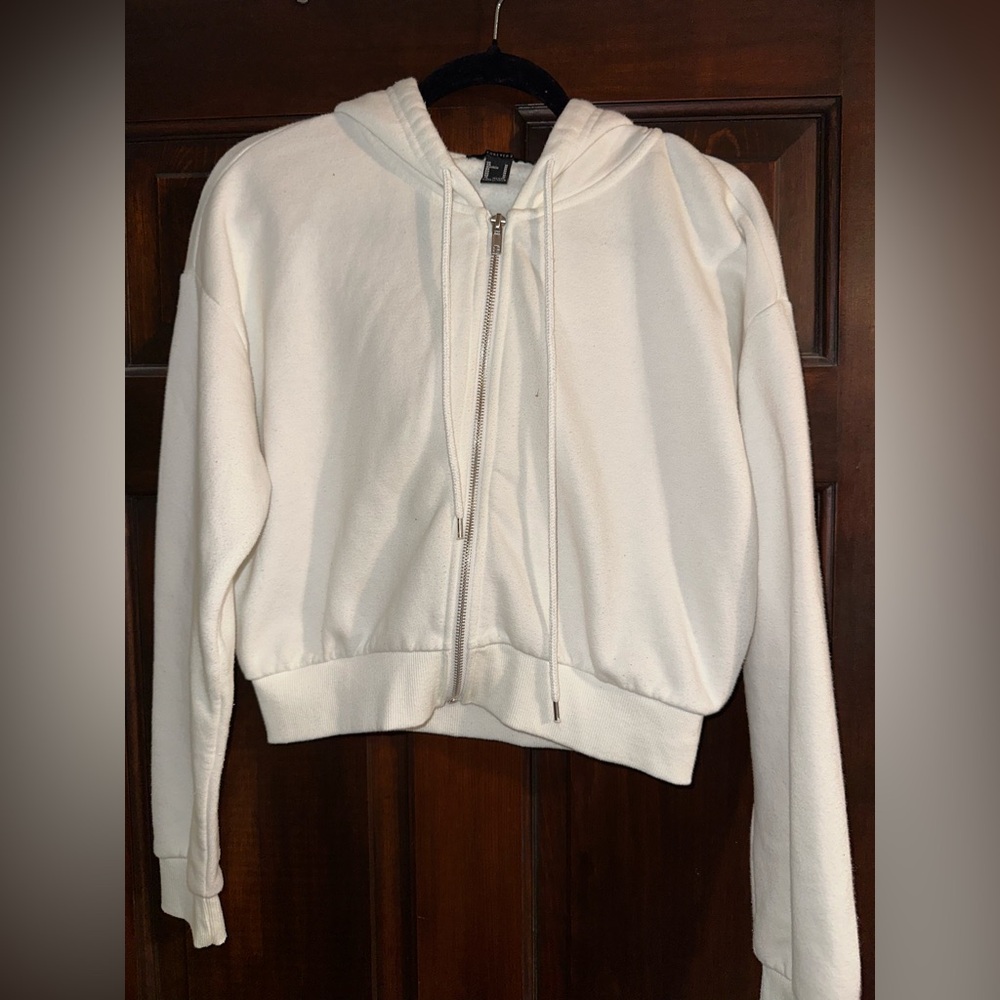 Forever 21 White Cropped Zip-Up Hoodie